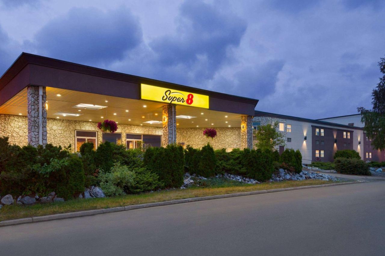 Super 8 By Wyndham Prince George Zewnętrze zdjęcie
